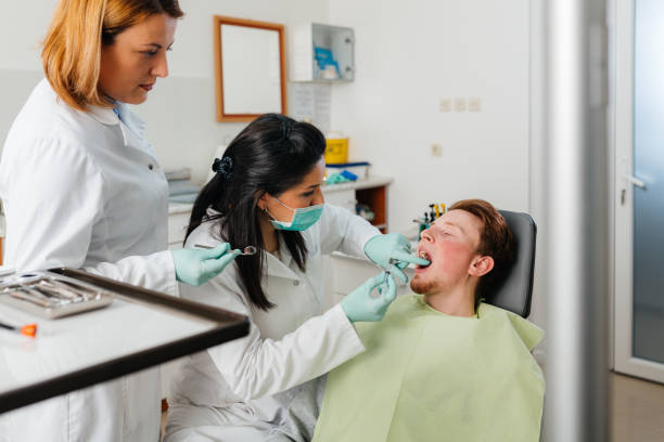 Best Walk-In Emergency Dentist in Wyldwood, TX